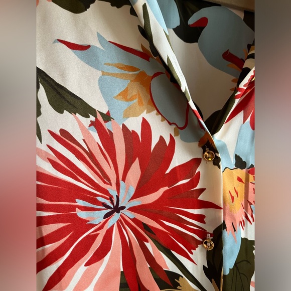 Zara Floral Satin Effect Blouse- Size Medium - Picture 5 of 5
